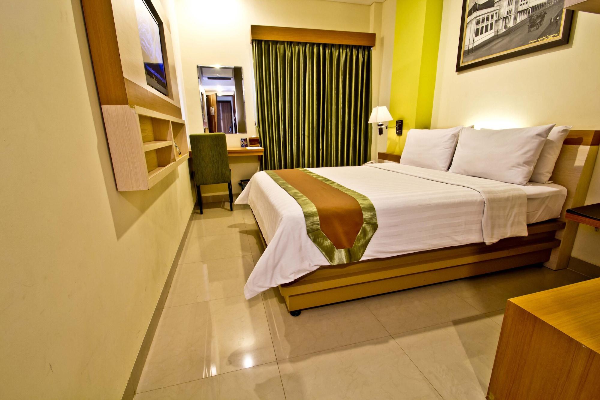 De Batara Hotel Bandung Exterior photo