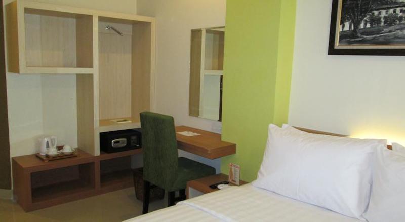 De Batara Hotel Bandung Exterior photo